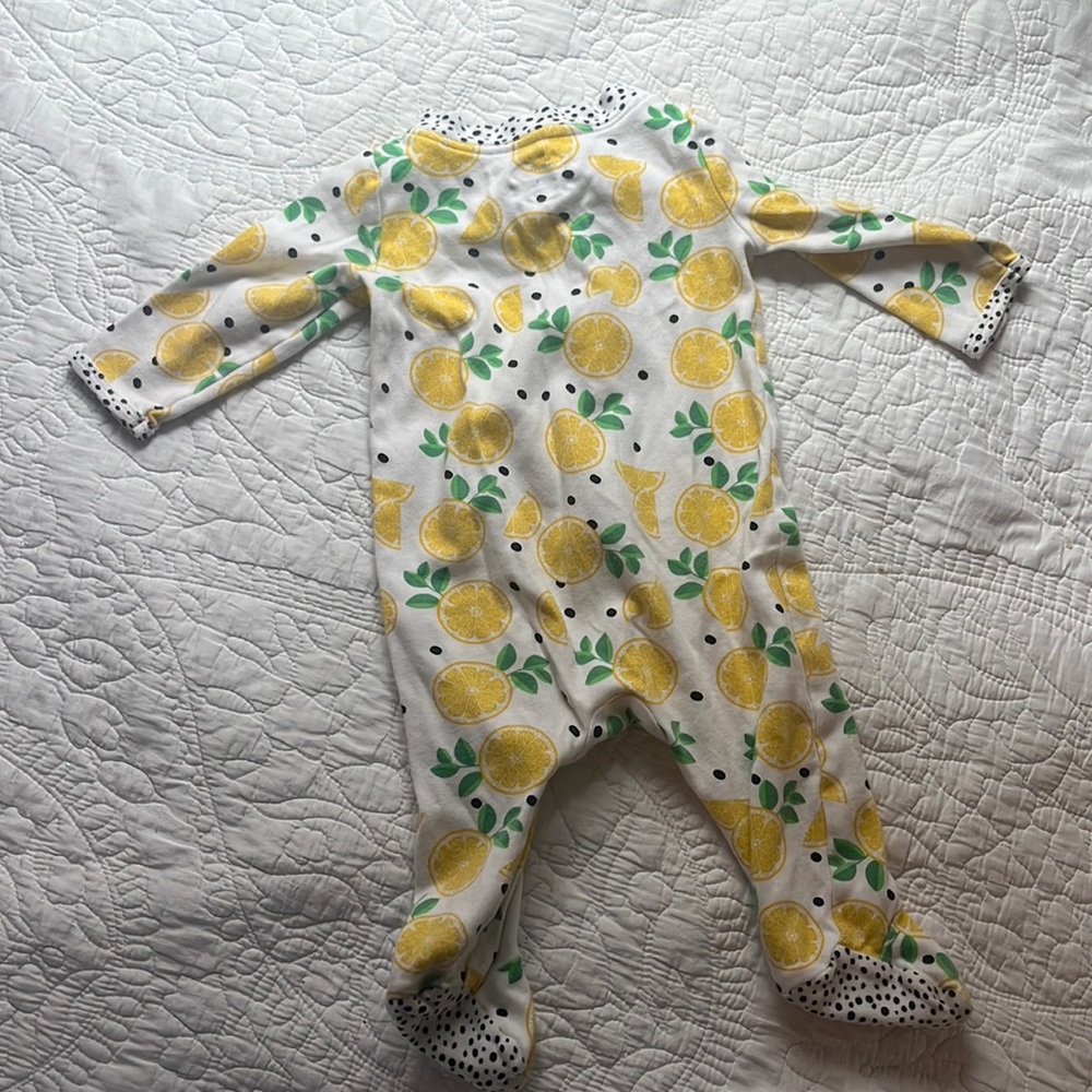 Lamaze lemon print pajamas